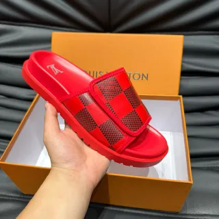 Louis Vuitton Run Away लाल Damier Check चप्पल