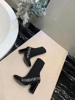 Louis Vuitton Run Away Sock Black Knit Ankle Boots 7