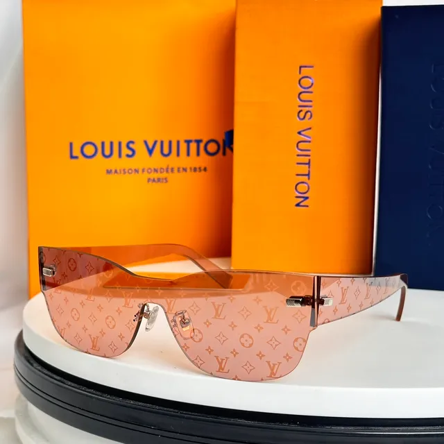 Louis Vuitton Shield-Style Rimless-Top Sunglasses 7