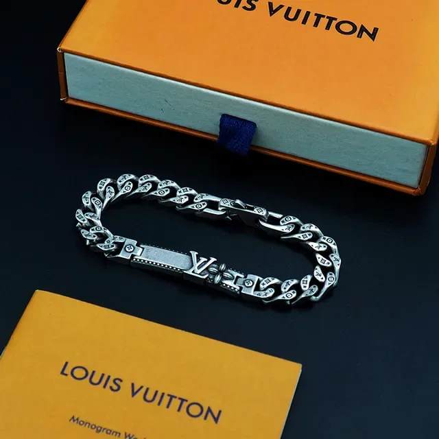 Louis Vuitton Silver Chunky Curb Chain Engraved Monogram Links Bracelet 3