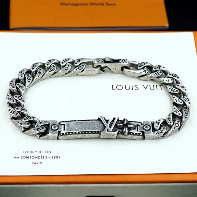 Louis Vuitton Silver Chunky Curb Chain Engraved Monogram Links Bracelet 5