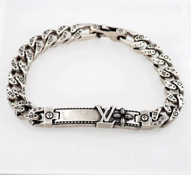 Louis Vuitton Silver Chunky Curb Chain Engraved Monogram Links Bracelet 7
