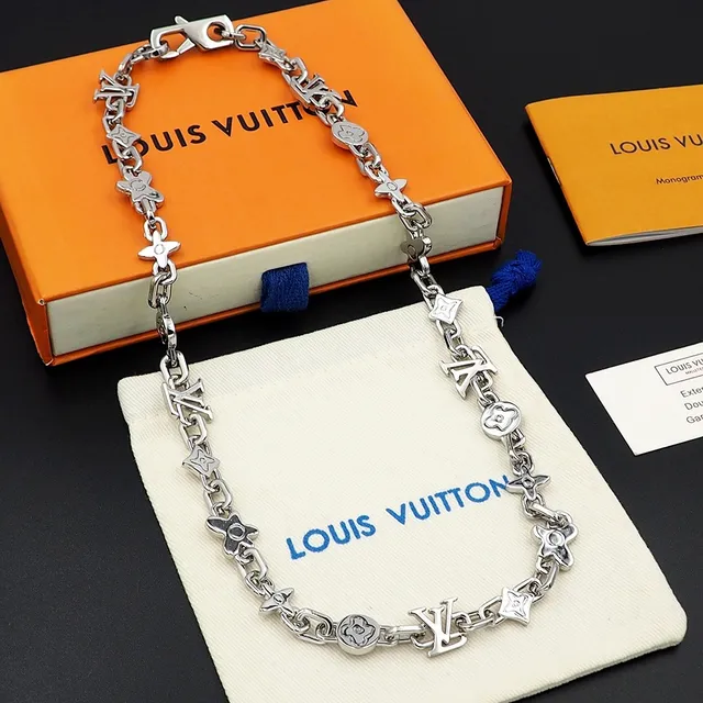Louis Vuitton Silver Metal Link Chain Construction Necklace 2