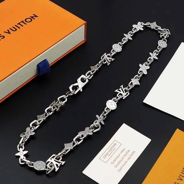 Louis Vuitton Silver Metal Link Chain Construction Necklace 7