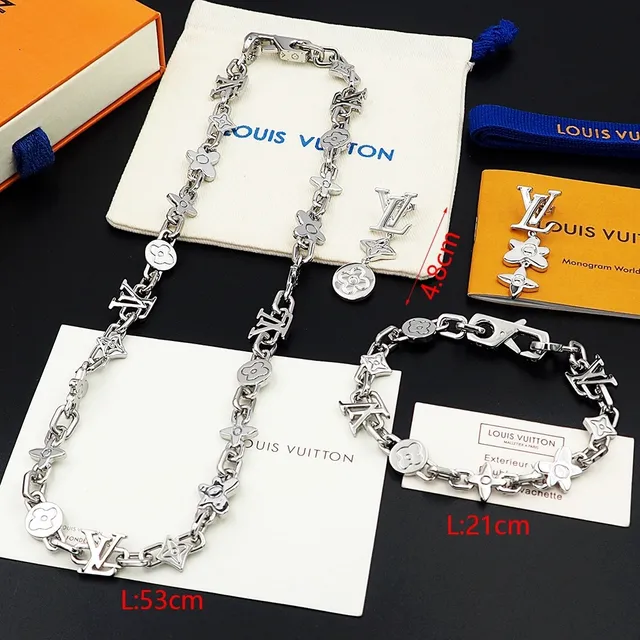 Louis Vuitton Silver Metal Link Chain Construction Necklace 8