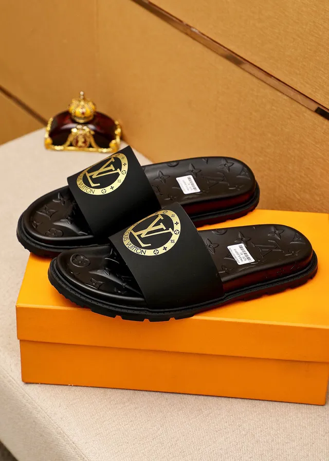 Louis Vuitton Slide أسود ذهبي مولد مونोغرام سول حزام عريض نعال 3