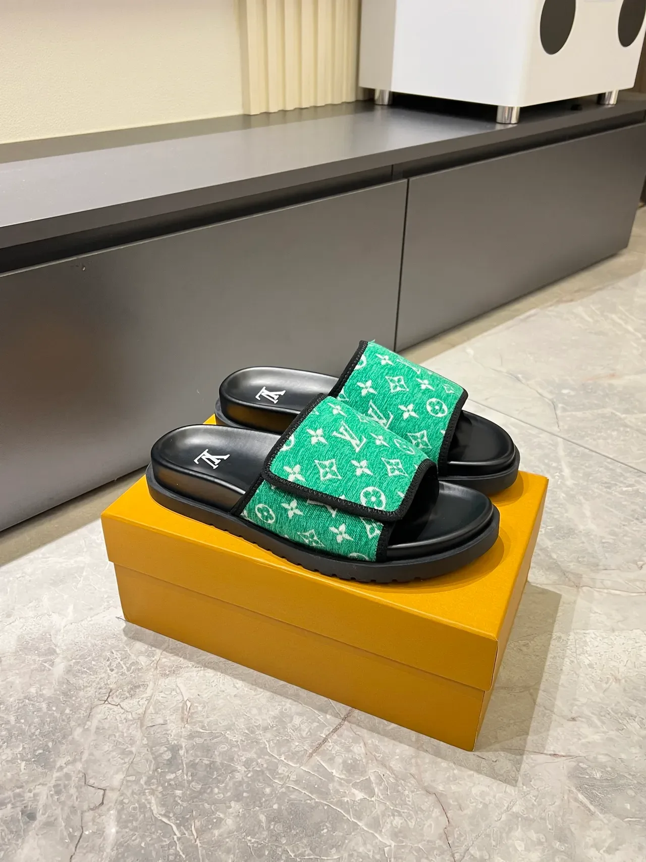 Louis Vuitton Slides Multicolor Black Monogrammed Fabric Strap Molded Rubber Sole Slippers 16