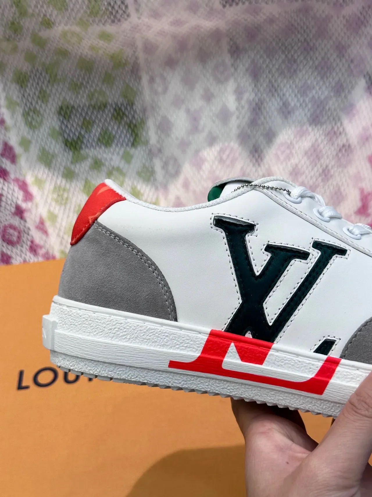 Louis Vuitton White Gray Low-Top Leather-Suede Hybrid Lifestyle Sneakers 8