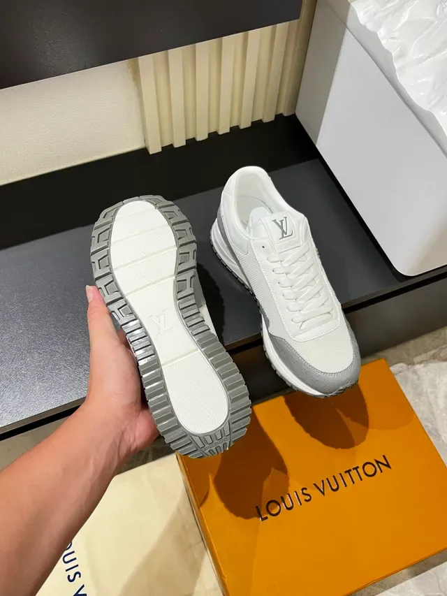 Louis Vuitton White Gray Low-Top Monogrammed Lifestyle Sneakers 3