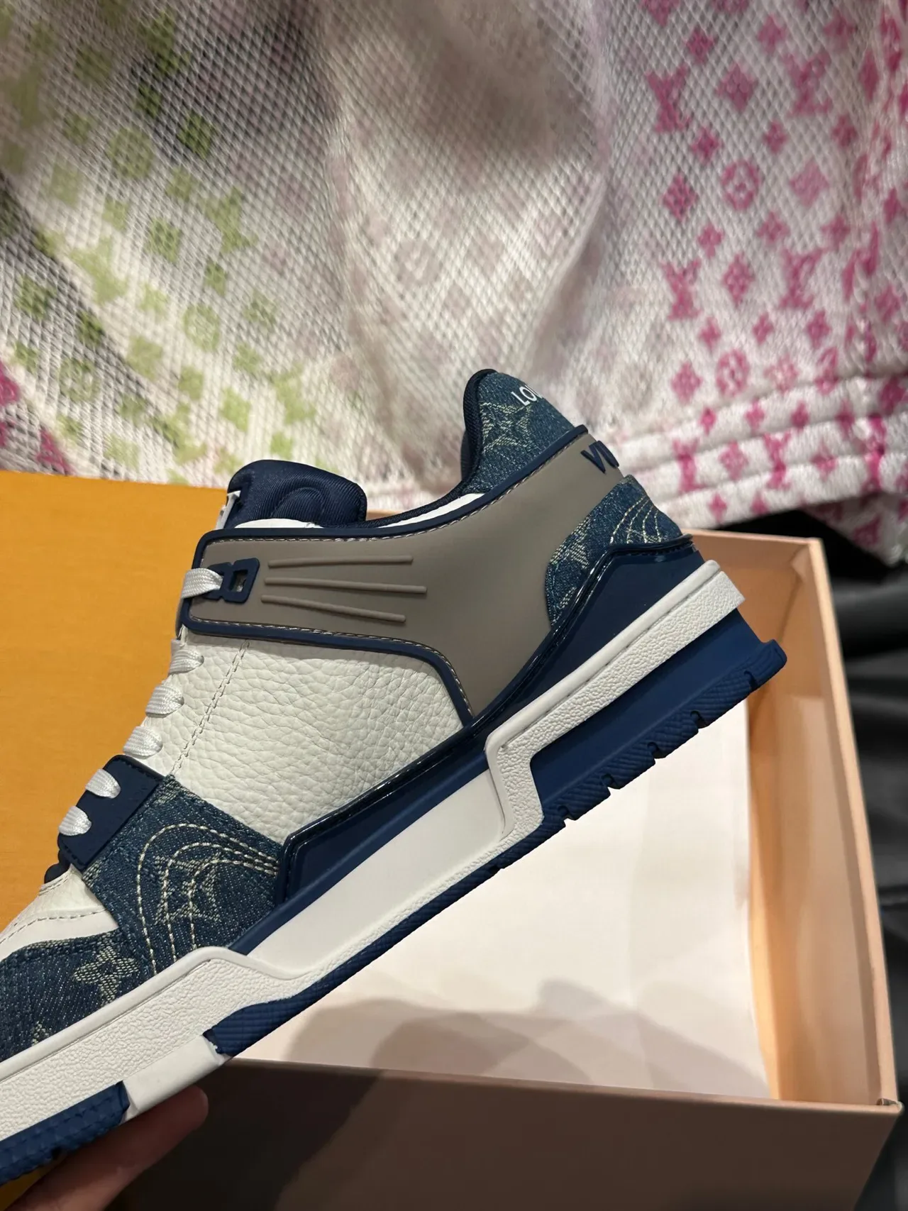 Louis Vuitton White Navy Monogrammed Side Stripe Perforated Leather Toe Lifestyle Sneakers 8