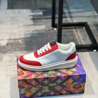Louis Vuitton White Red Low-Top Leather Upper Lifestyle Sneakers