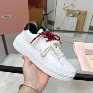 Miu Miu Wander Blanco y Rojo Doble-Lazo Zapatillas Lifestyle
