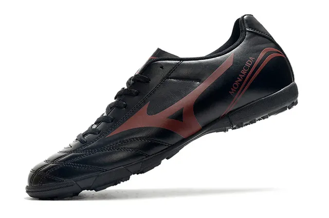 Mizuno Chaussures de soccer indoor à lacets en cuir synthétique noir et rouge, low-cut, avec tige en cuir synthétique 3
