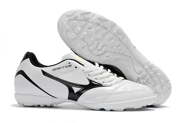 Mizuno Noir Rouge Bas-Coupé Haut Synthétique Semelle en Caoutchouc Moulé Chaussures de Football Intérieur 5