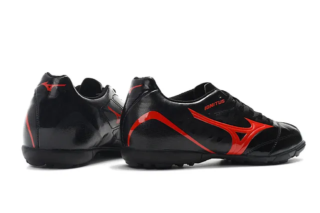 Mizuno Noir Rouge Bas-Coupé Haut Synthétique Semelle en Caoutchouc Moulé Chaussures de Football Intérieur 17