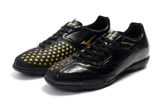 Mizuno Noir Rouge Bas-Coupé Haut Synthétique Semelle en Caoutchouc Moulé Chaussures de Football Intérieur 22