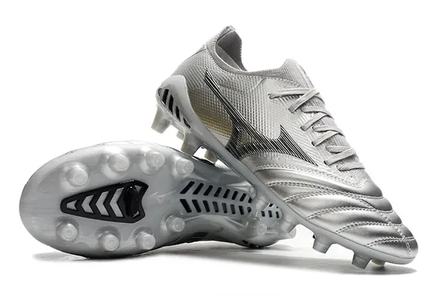 Mizuno Argent Noir Métallique Synthétique Supérieur Wave Logo Terrain Ferme Chaussures de football 5