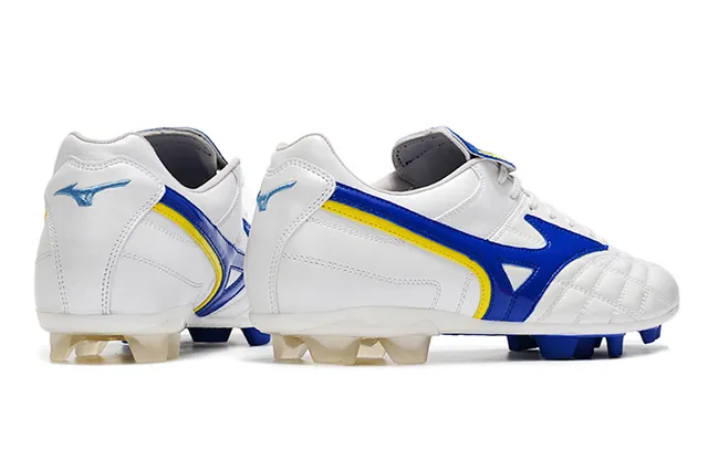 Mizuno Chaussures de Football Blanc Bleu Cuir Quilté avec Logo Wave en Terrain Ferme 10