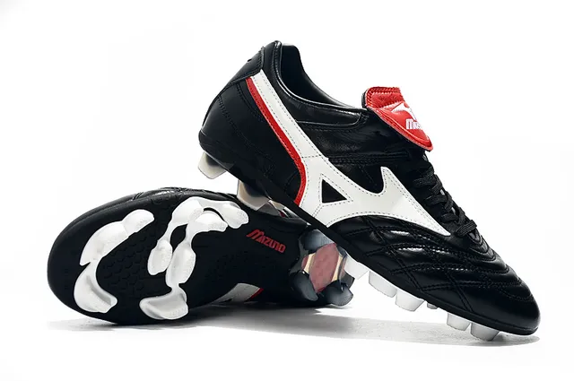 Mizuno Chaussures de Football Blanc Bleu Cuir Quilté avec Logo Wave en Terrain Ferme 15