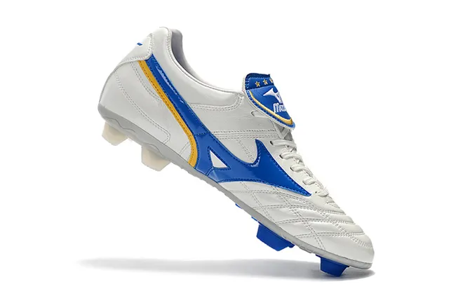 Mizuno Chaussures de Football Blanc Bleu Cuir Quilté avec Logo Wave en Terrain Ferme 18