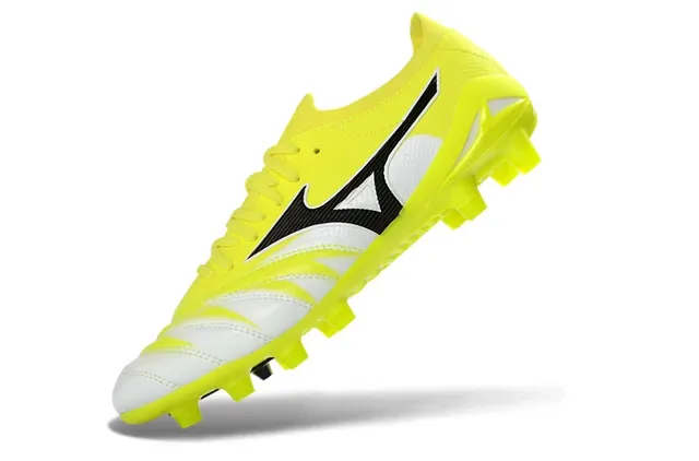 Mizuno Yellow White Low-Cut Synthetic Upper Molded Conical Studs Firm-Ground Soccer Shoes 3