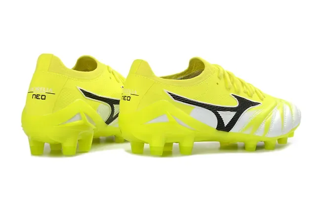 Mizuno Yellow White Low-Cut Synthetic Upper Molded Conical Studs Firm-Ground Soccer Shoes 5