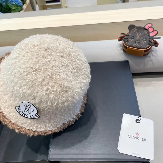 Moncler Fuzzy Beige Bucket Hat 3