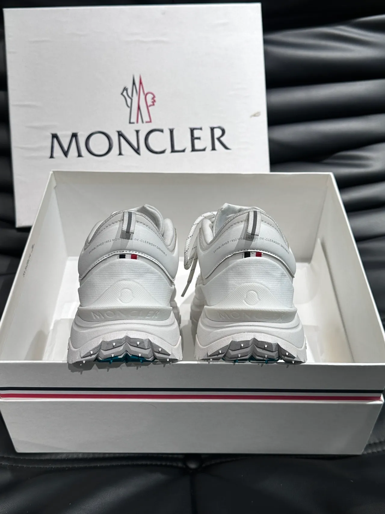 Moncler Grenoble 白色鞋底 网面拼面板 上部 厚底运动鞋 4