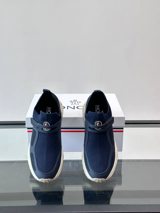 Moncler Navy Beige Chaussures sans lacets slip-on à semelle chunky sculptée 4
