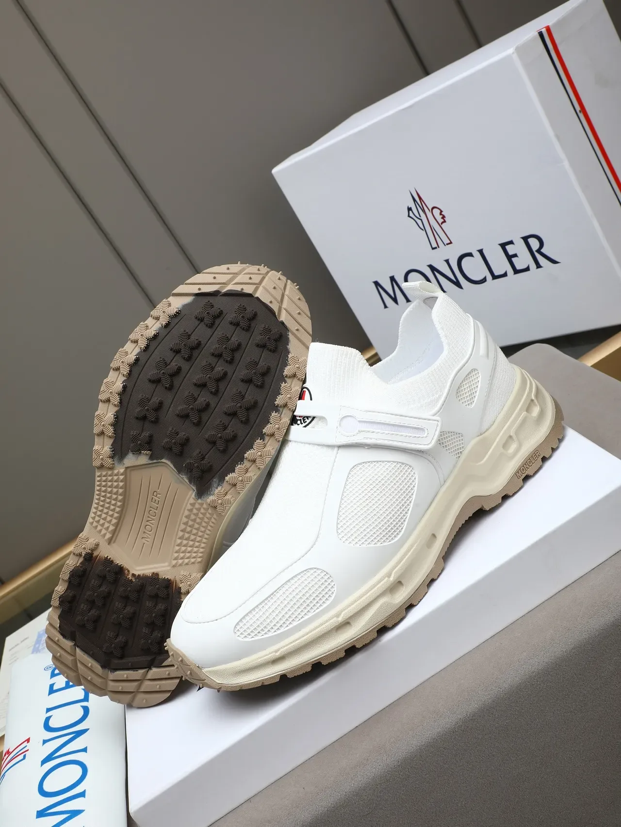 Moncler White Laceless Mesh Ventilation Sneaker 4