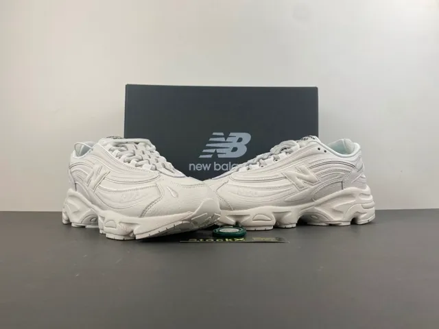 New Balance 1000 أحذية سنيكرز أبيض أحادي اللون سميكة 13