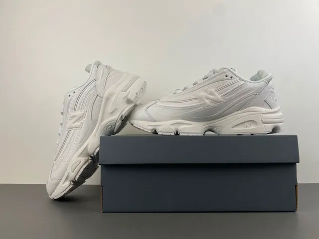 New Balance 1000 أحذية سنيكرز أبيض أحادي اللون سميكة 14