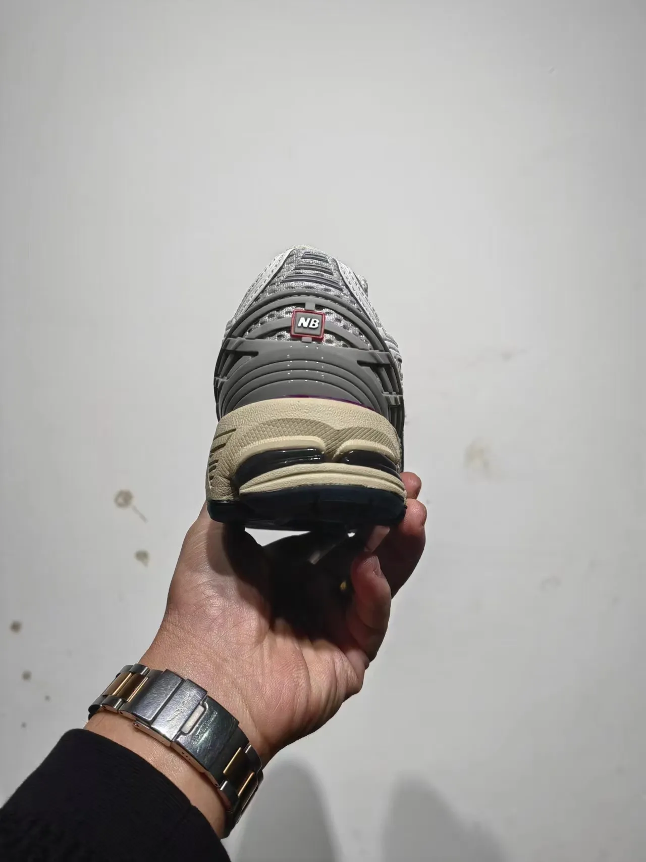 New Balance 1906R Off-White Beige أحذية جري 5