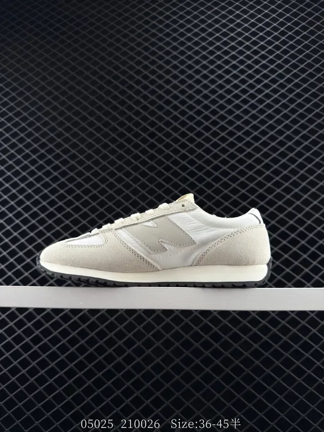New Balance 471 أحذية رياضية أسلوب حياة بيج وكريم سويدي متعدد الطبقات 5
