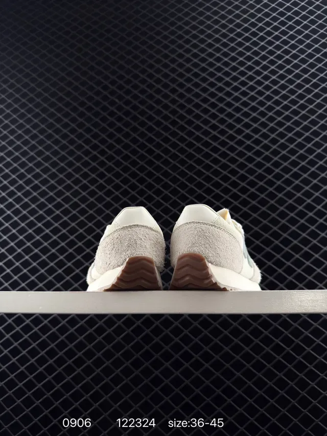 New Balance 471 Beige Green Rétro Courseur Silhouette Texturé Tricot Et Daim Supérieur Style de Vie Sneakers 3
