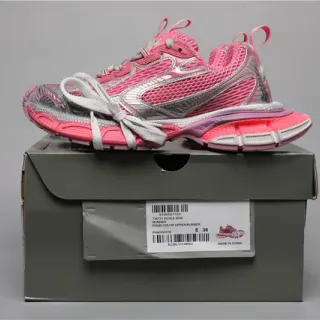 New Balance 860 Chaussures de running rose blanc avec upper en maille supérieure et overlays de cage synthétique