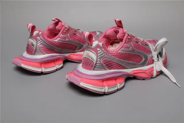 New Balance 860 Chaussures de running rose blanc avec upper en maille supérieure et overlays de cage synthétique 3