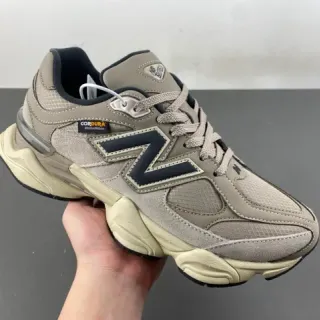 New Balance 9060 بيج أسود تشونكي سنيكرز