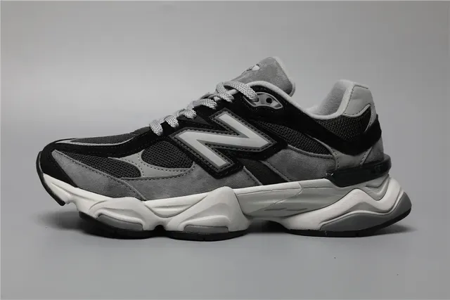 New Balance 9060 Noir Gris Blanc sneakers lifestyle 9