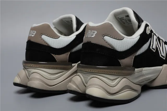 New Balance 9060 noir blanc beige baskets chunky 2