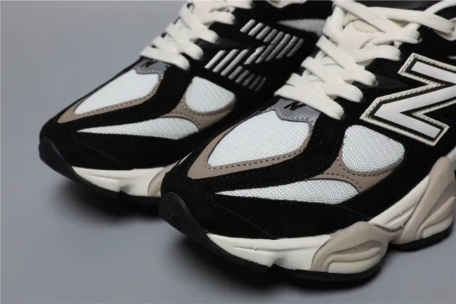 New Balance 9060 noir blanc beige baskets chunky 4