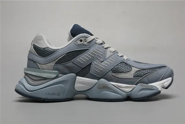 New Balance 9060 Gris et Navy Sneakers Lifestyle 7