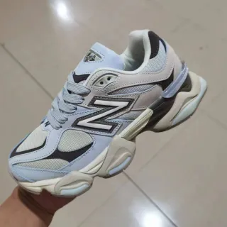 New Balance 9060 أحذية رياضية أزرق فاتح وكريمي سميكة