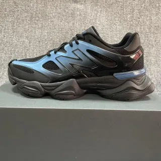 New Balance Black Blue Sculpted Sole Translucent Overlay Chunky Sneakers