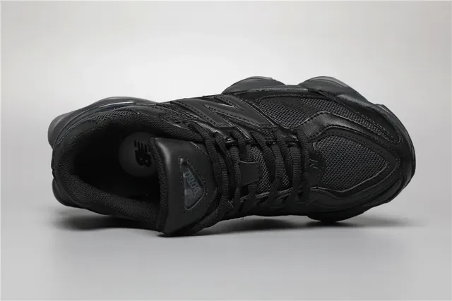 New Balance काला भूरा एक रंग परतदार जाली और सिंथेटिक ऊपरी जीवनशैली स्नीकर 7