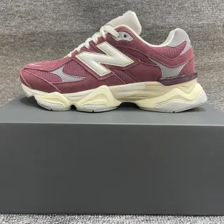 New Balance Bordeaux Beige semelle sculptée tige mélangée daim et maille baskets chunky