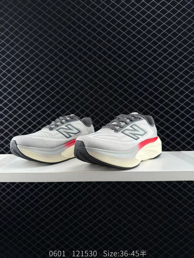 New Balance Fresh Foam X 10 v14 chaussures de course grises 5