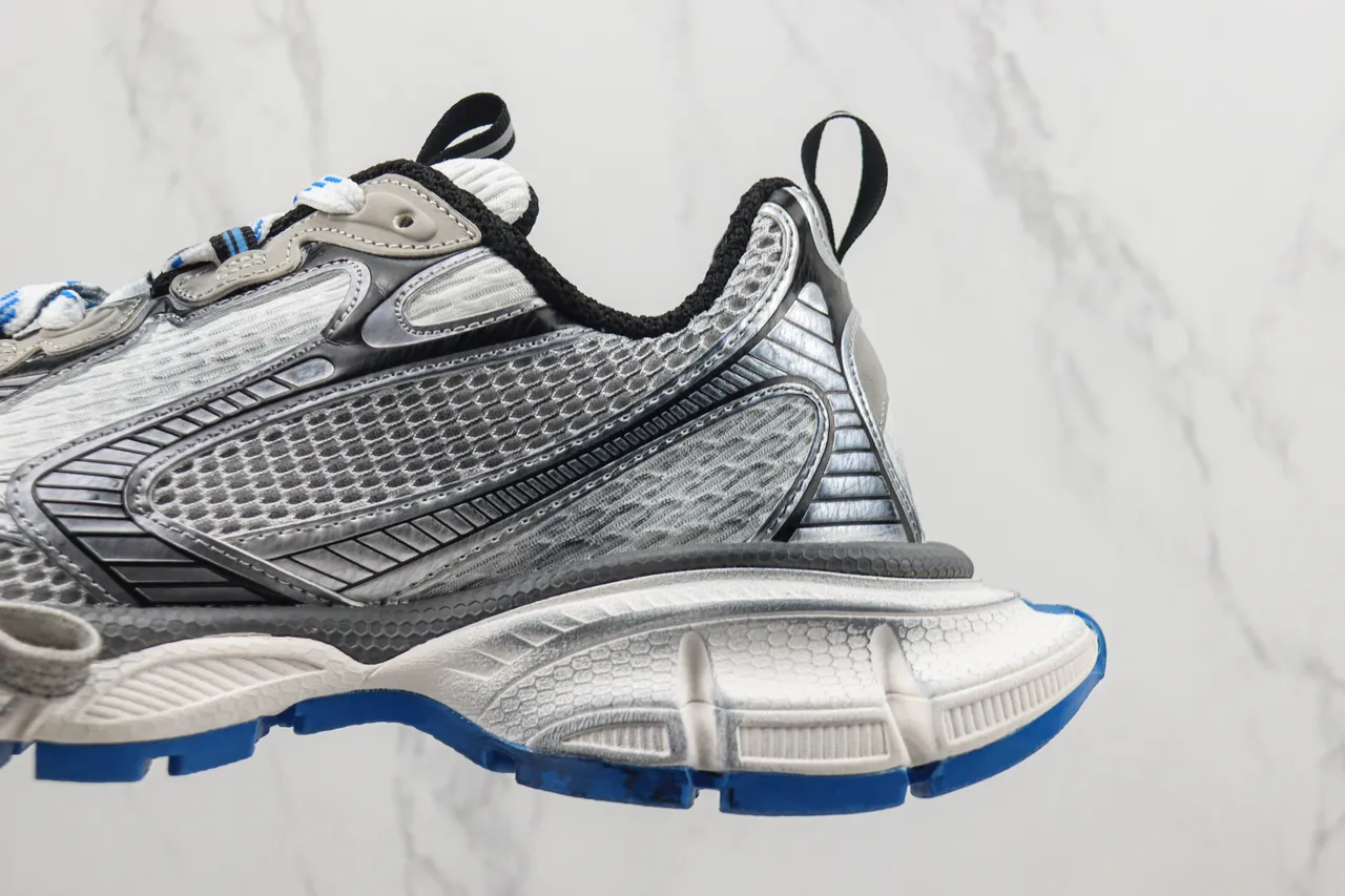 New Balance Gris Bleu Semelle Plateforme Maille Et Construction De Superposition Synthétique Baskets Chunky 7