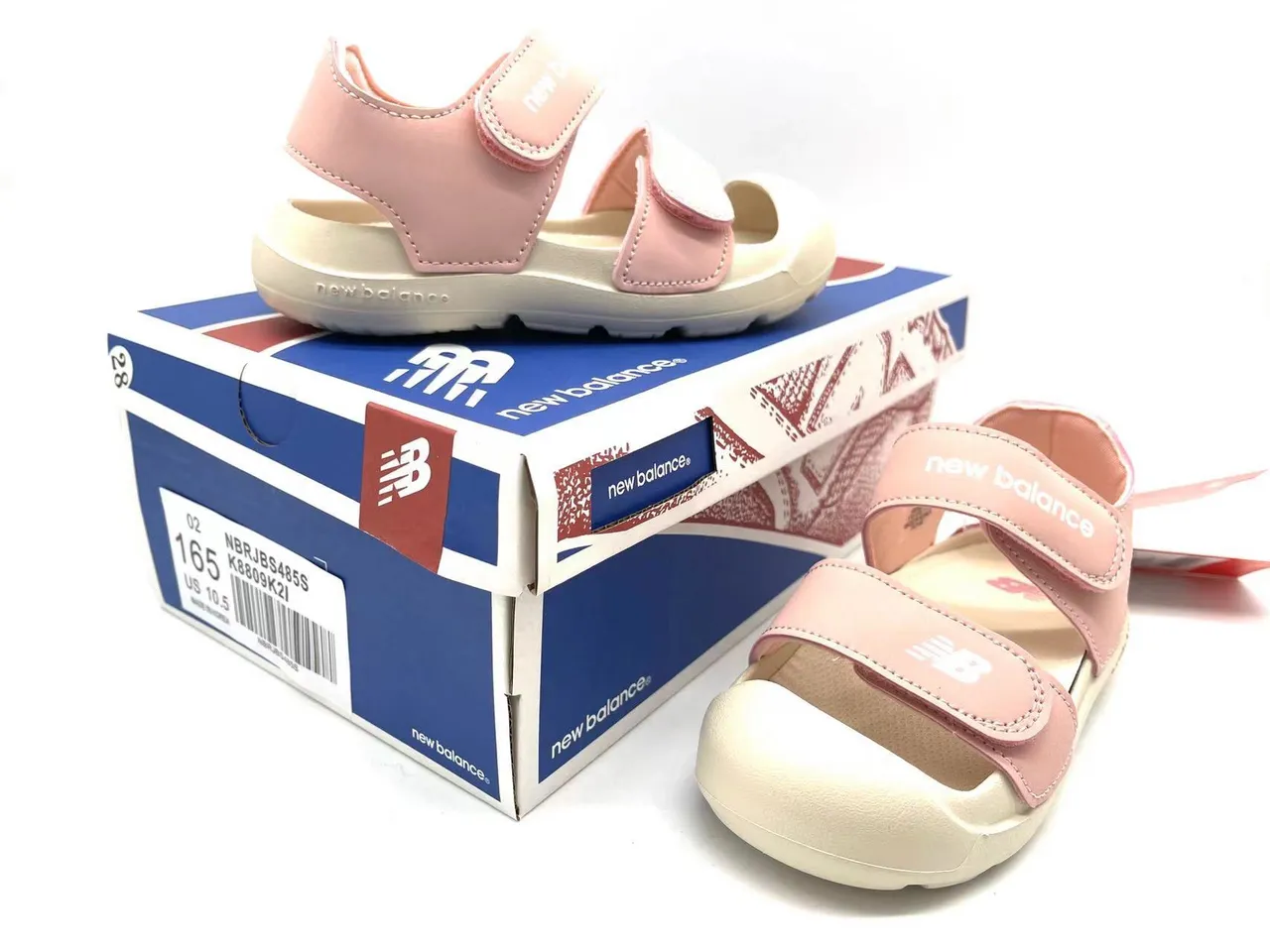 New Balance Enfants à deux sangles Velcro doigt fermé Sandales Casual 7