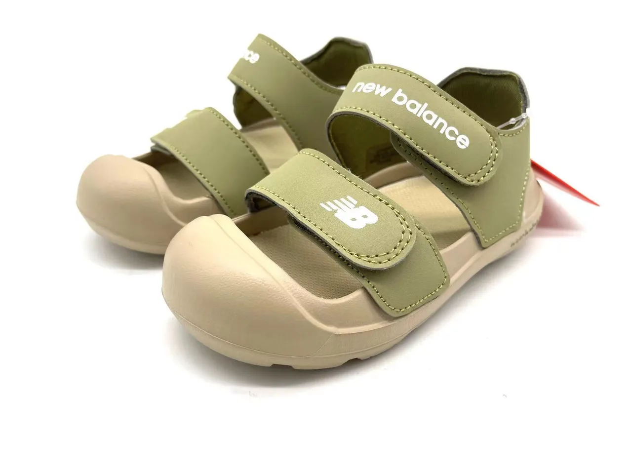 New Balance Enfants à deux sangles Velcro doigt fermé Sandales Casual 16